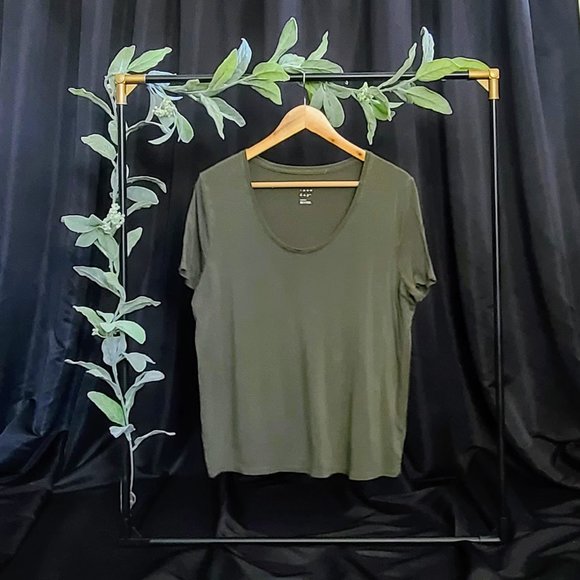 A New Day Tee - Picture 1 of 6